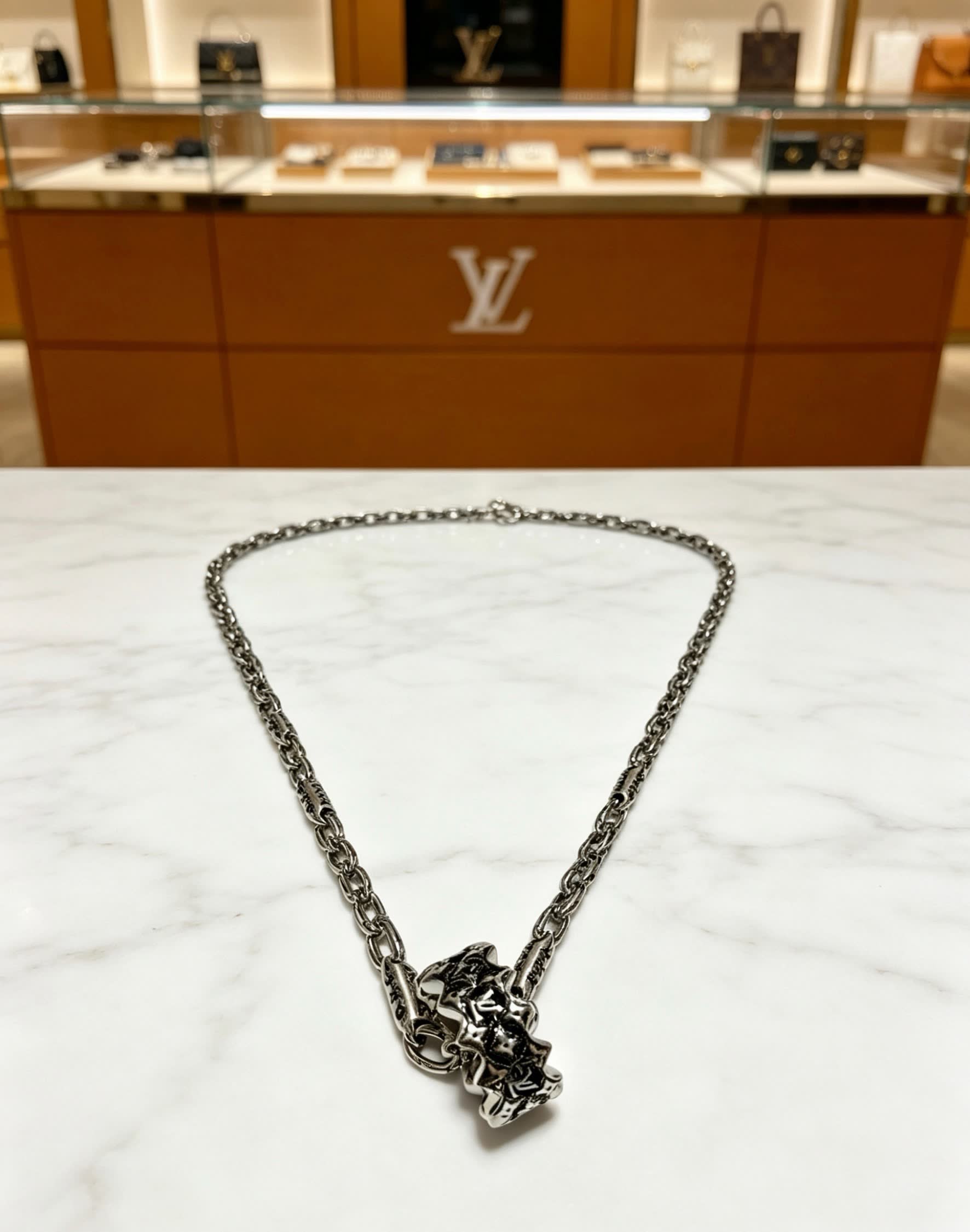 Louis Vuitton Silver Chain Necklace with Flower Clasp